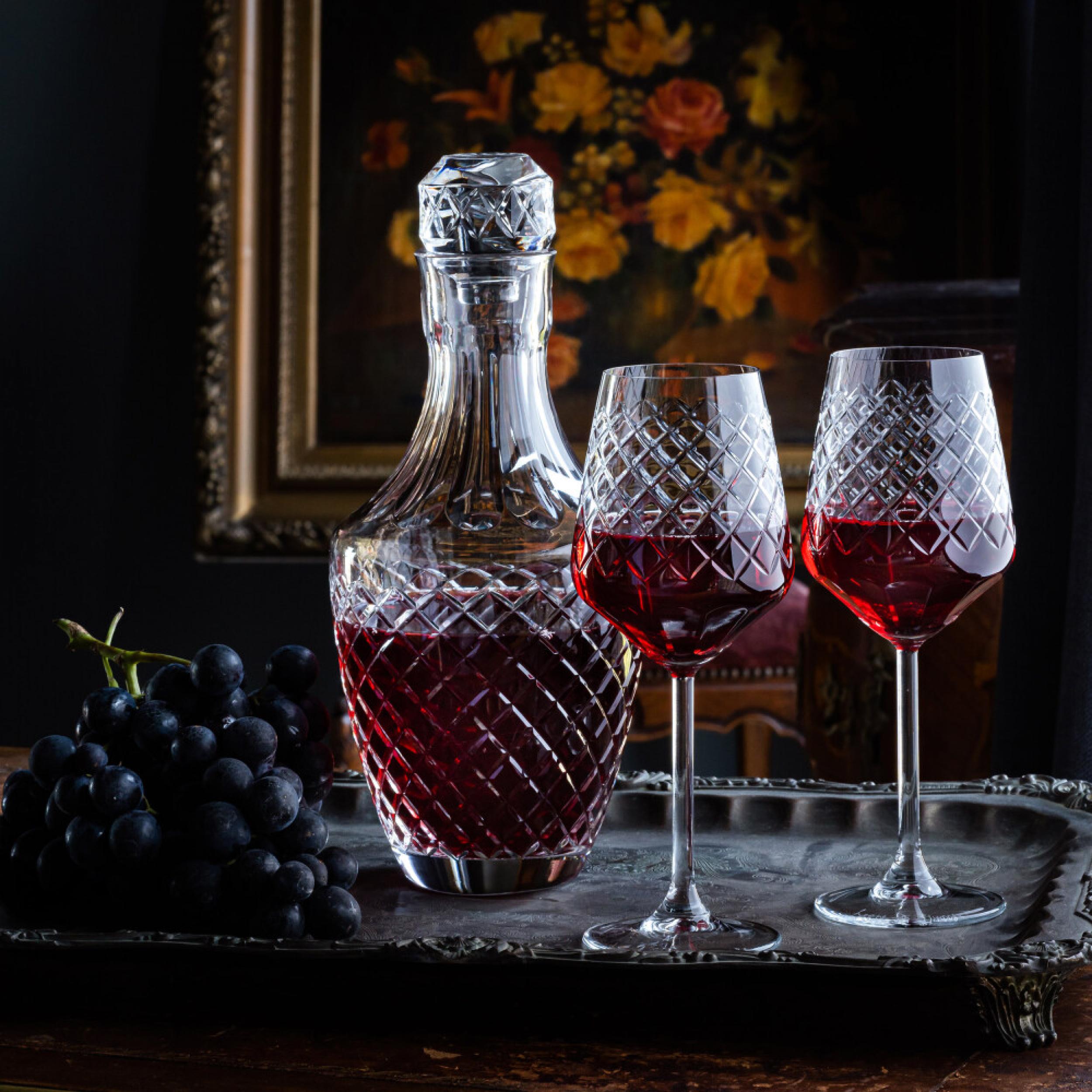 Stelo Cut Crystal Wine Glasses, Set of 2