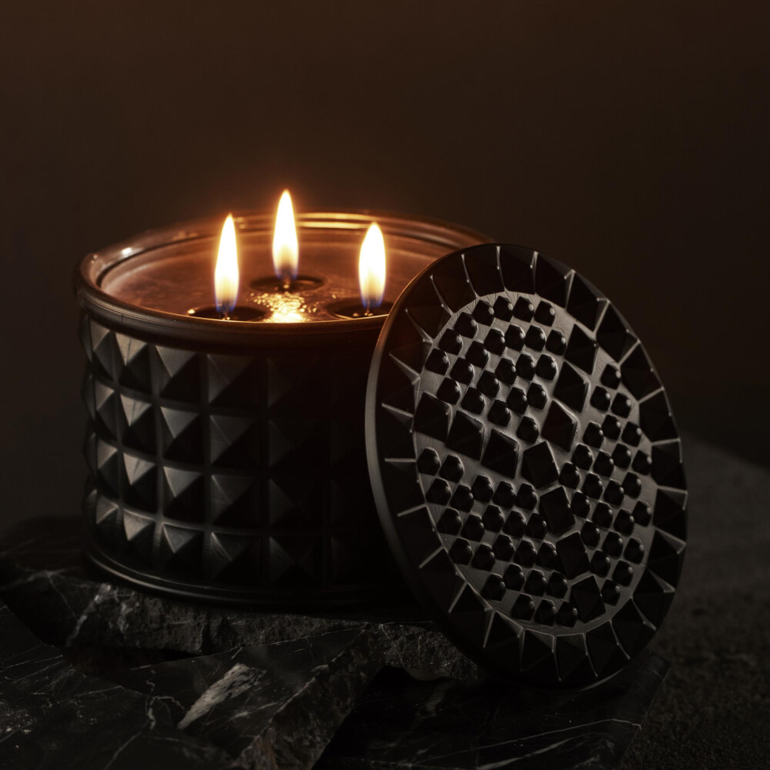 Leo 3 Wick Luxury Black Soy Candle with Lid 350 gr
